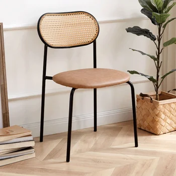 Модерен единична стол Дизайнерски походный италиански стол Съвременно чиния за четене скандинавски мебели за хола Sillas De Comedor ZMHYH